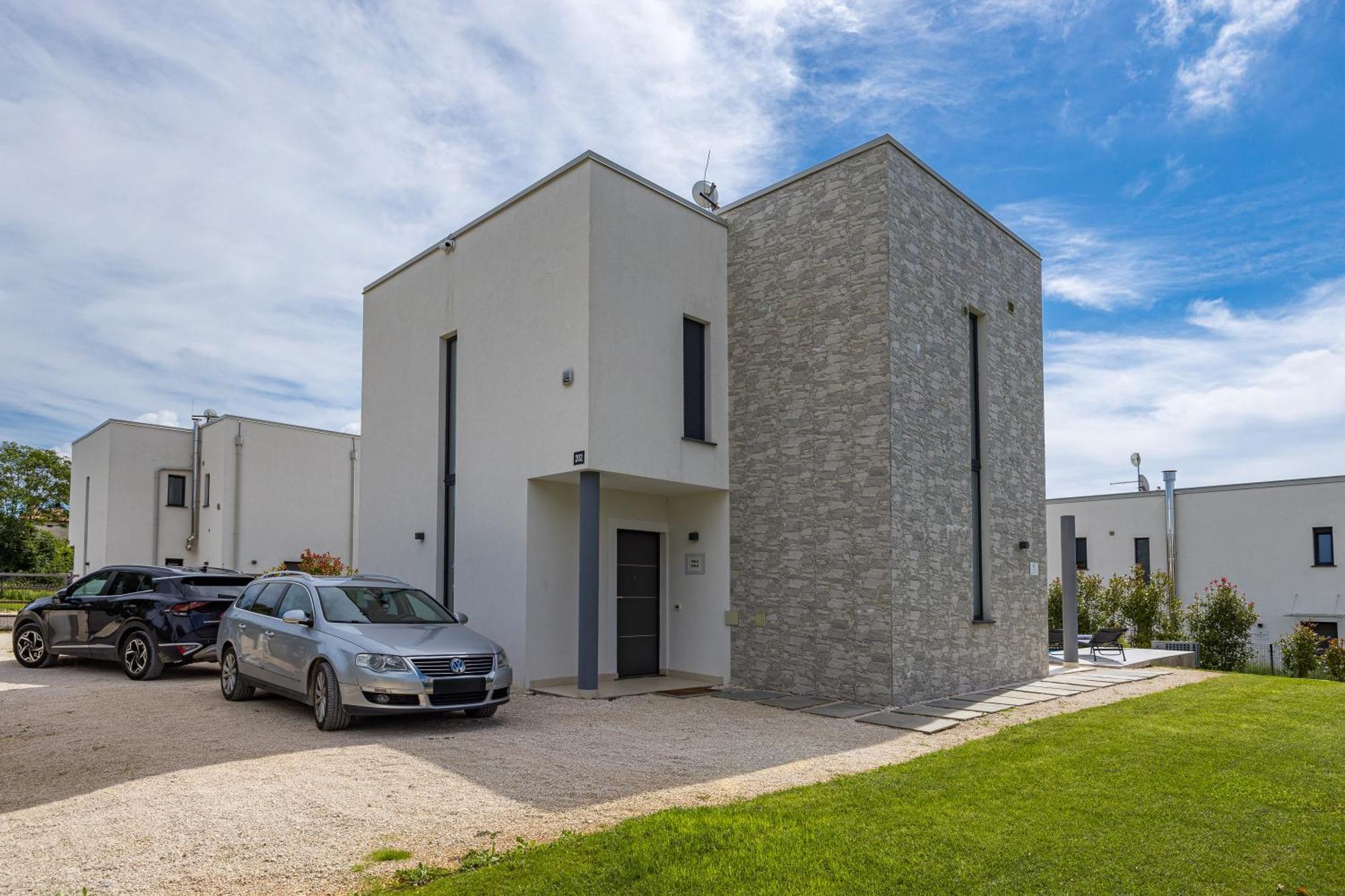 Villa Kalu 1 Krnica Exterior photo